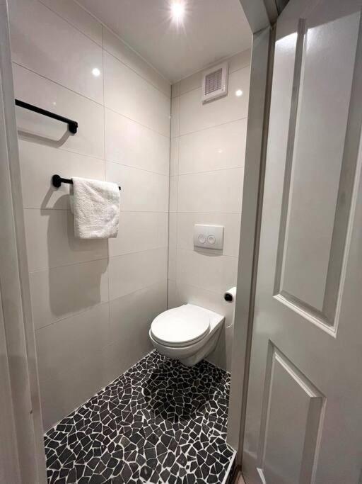 Gezellig Appartement, Gerenoveerd Eind 2022 Tilburg Bagian luar foto
